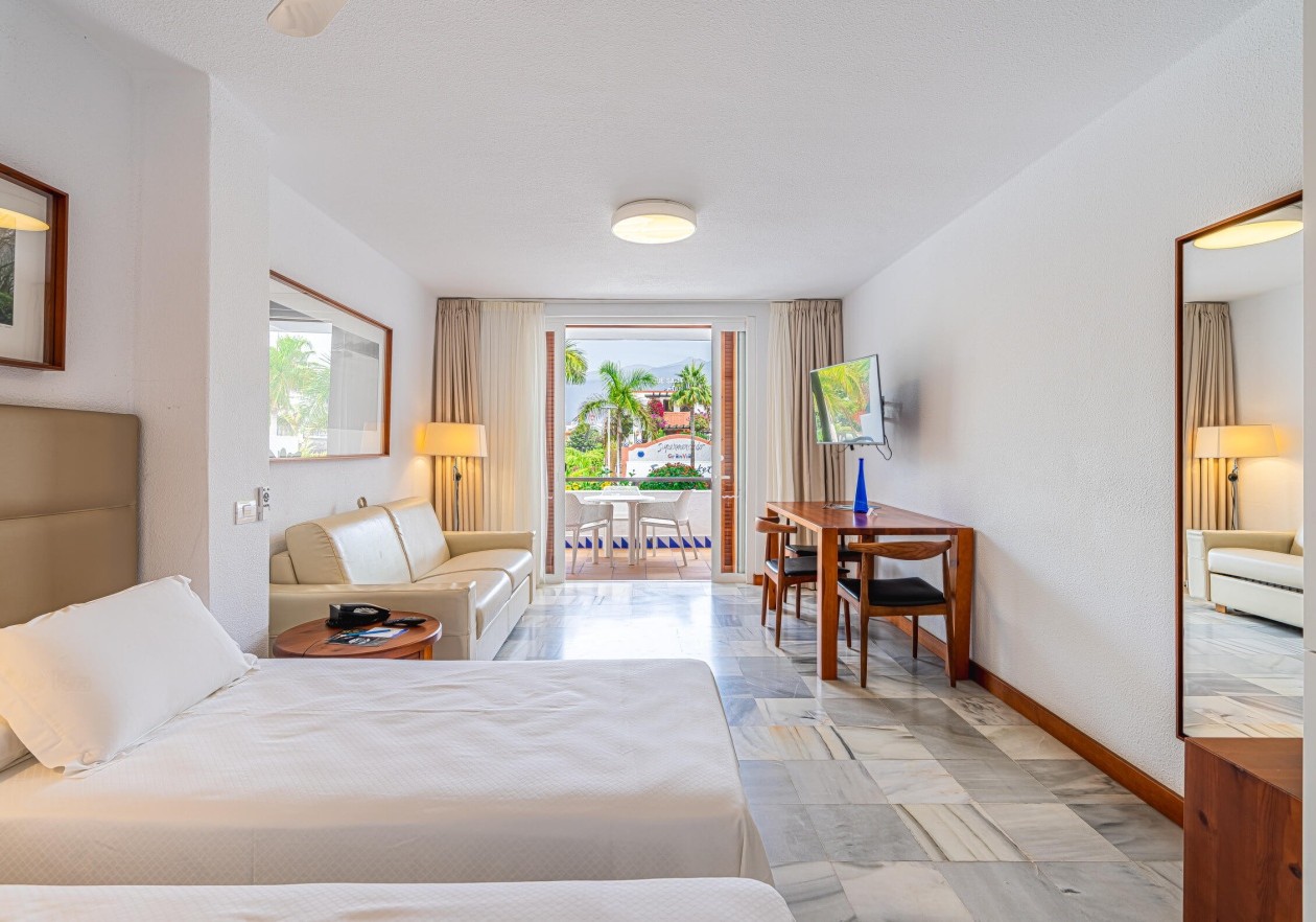 Living room 3 Studio in first line in Parque Santiago III