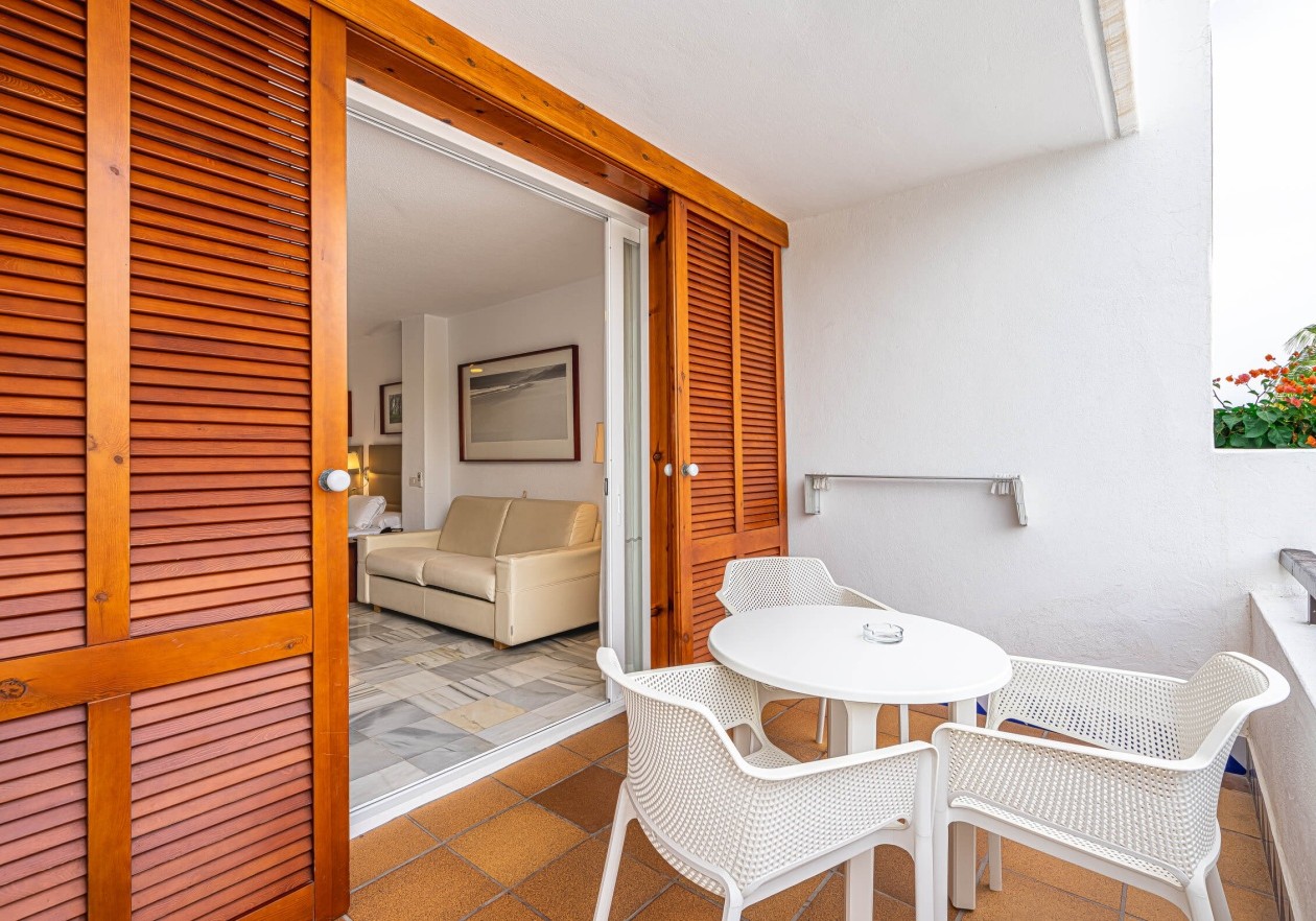 Terrace 2 Studio in first line in Parque Santiago III