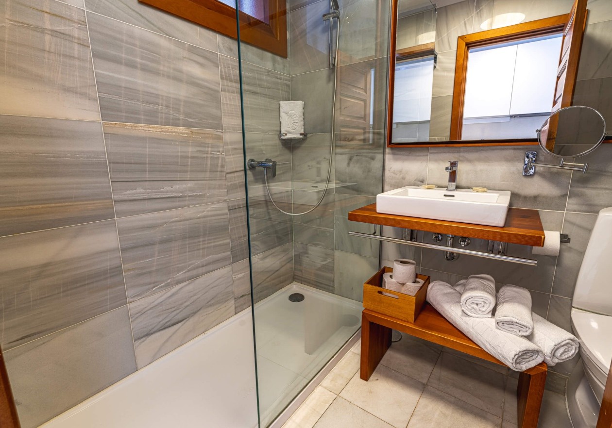 Bathroom 3 Studio in first line in Parque Santiago III