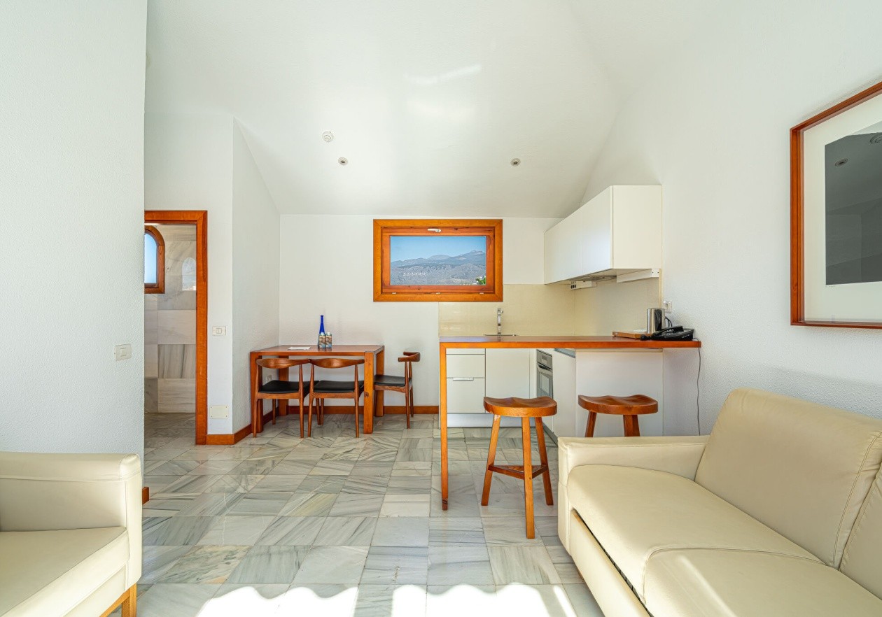 Dining room 1 Lot of 6 penthouses for sale in Parque Santiago III