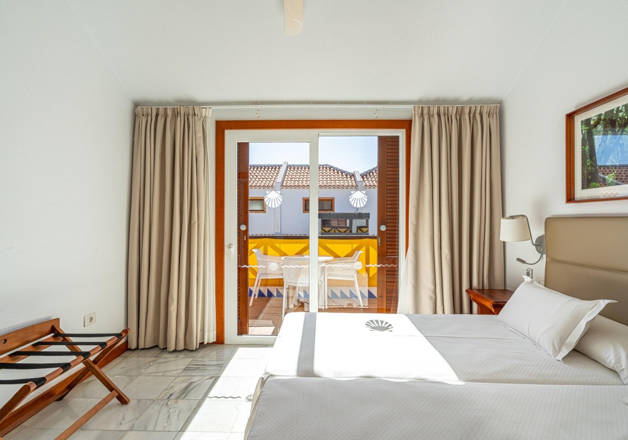 Room 4 Lot of 6 penthouses for sale in Parque Santiago III