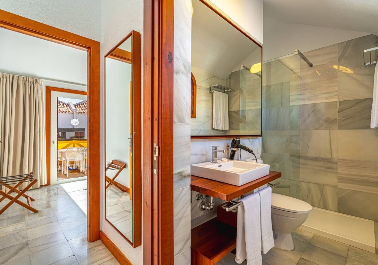 Bathroom 3 Lot of 6 penthouses for sale in Parque Santiago III