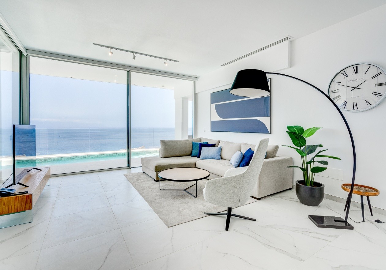 Luxurious new construction apartment in Los Gigantes