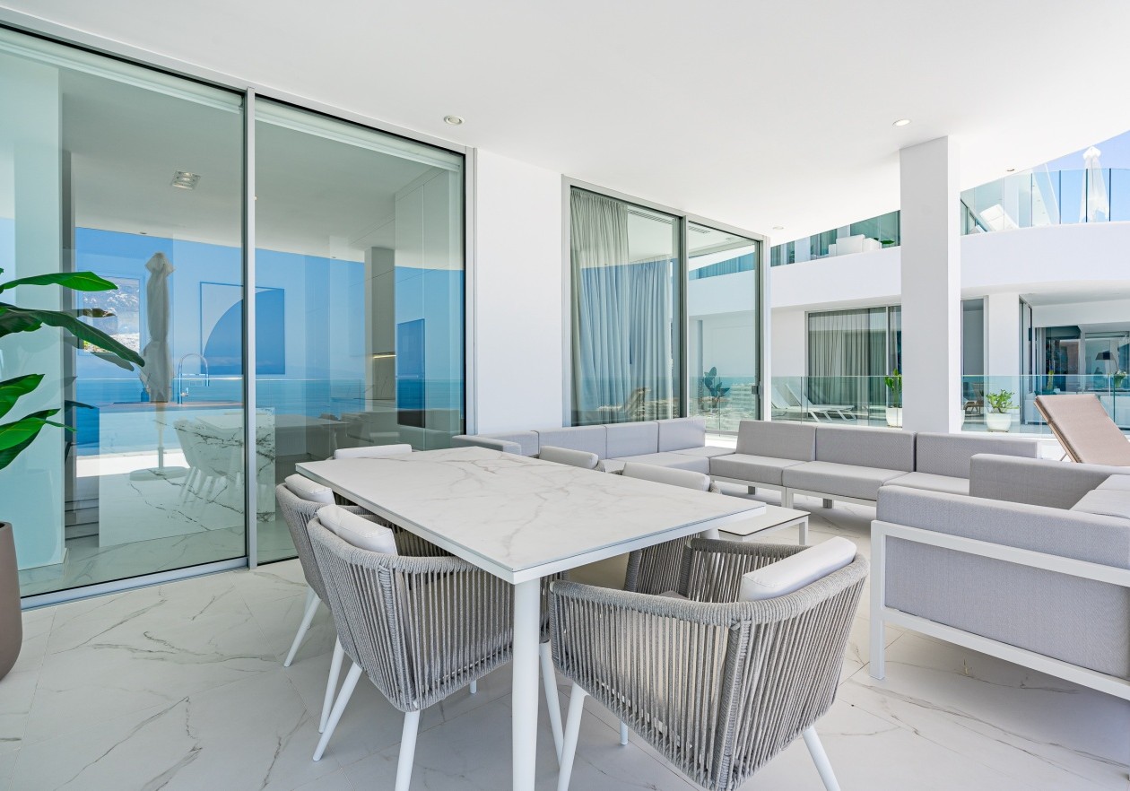 Luxurious new construction apartment in Los Gigantes