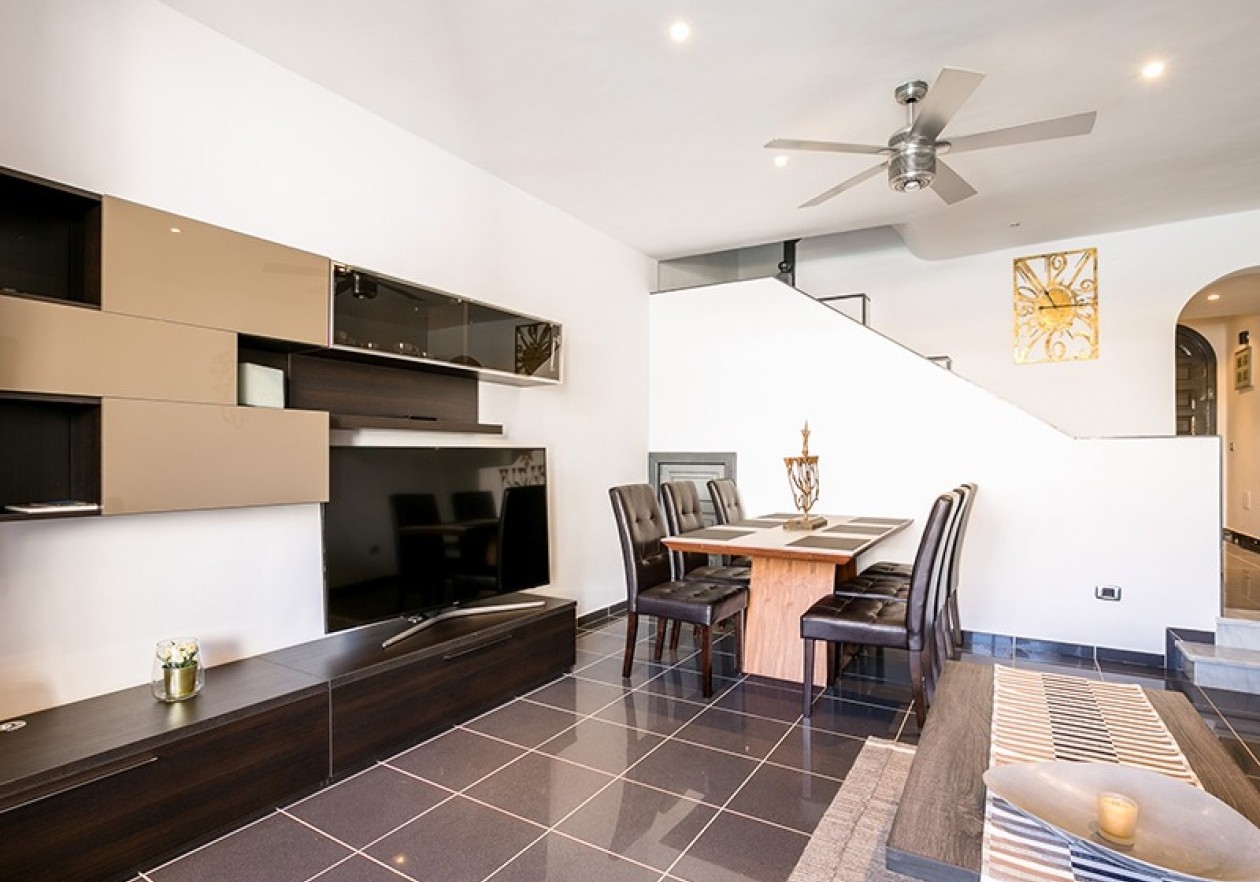 Dining Room 1 Exclusive Refurbished Villa in Parque Santiago III
