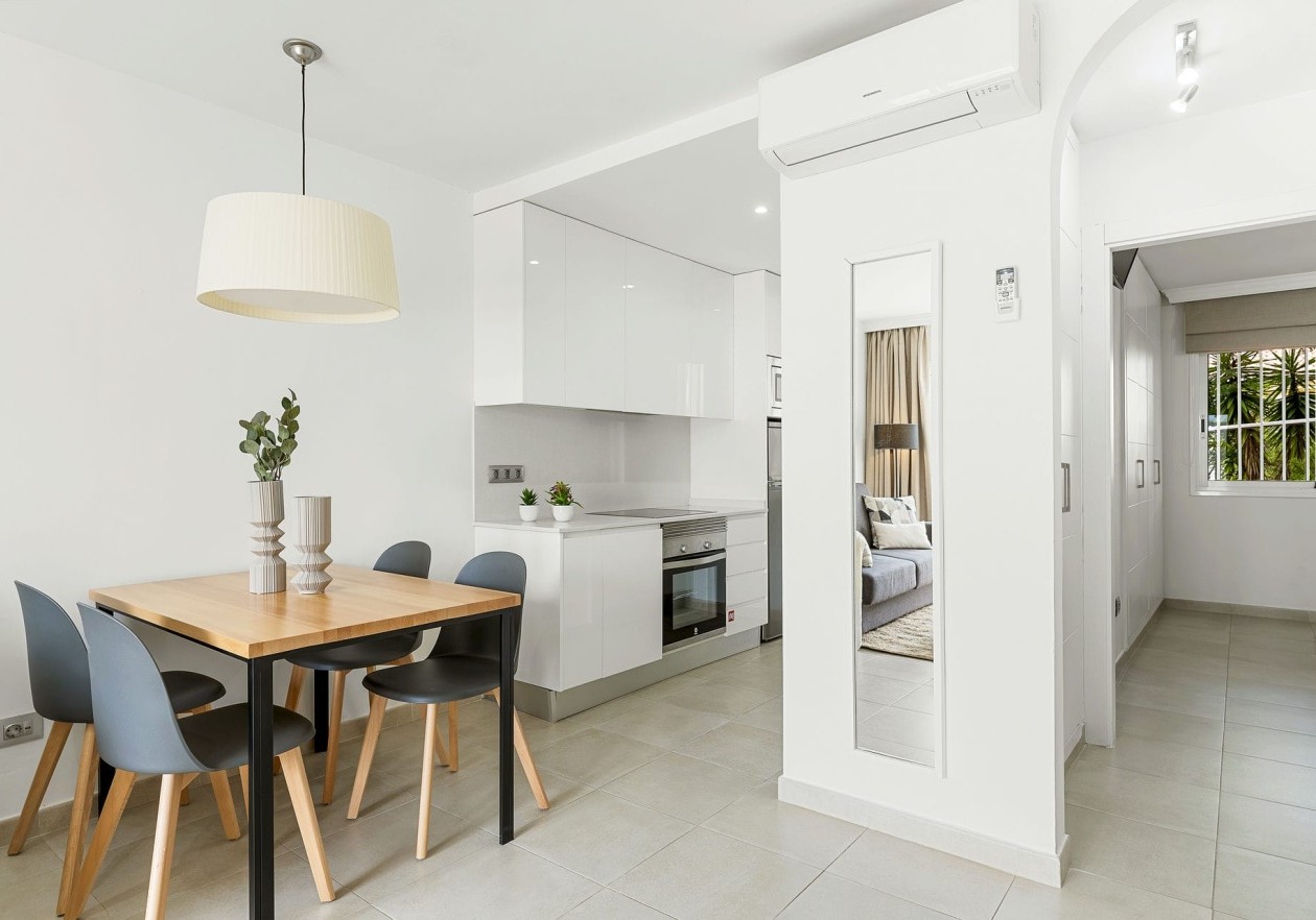Dining Room 2 Wyndham Residences at Golf del Sur