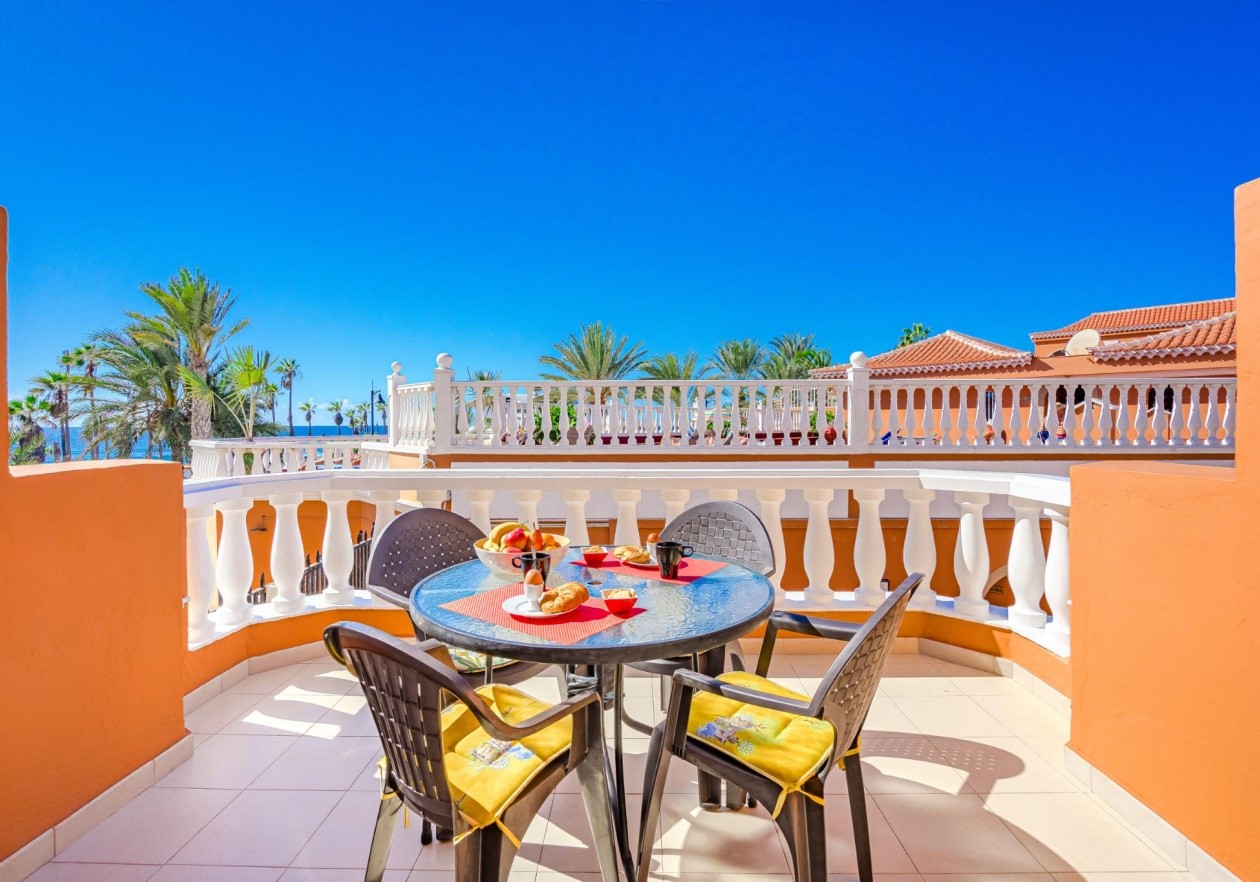 Exclusive seafront studio in Las Américas - Tenerife Royal Garden