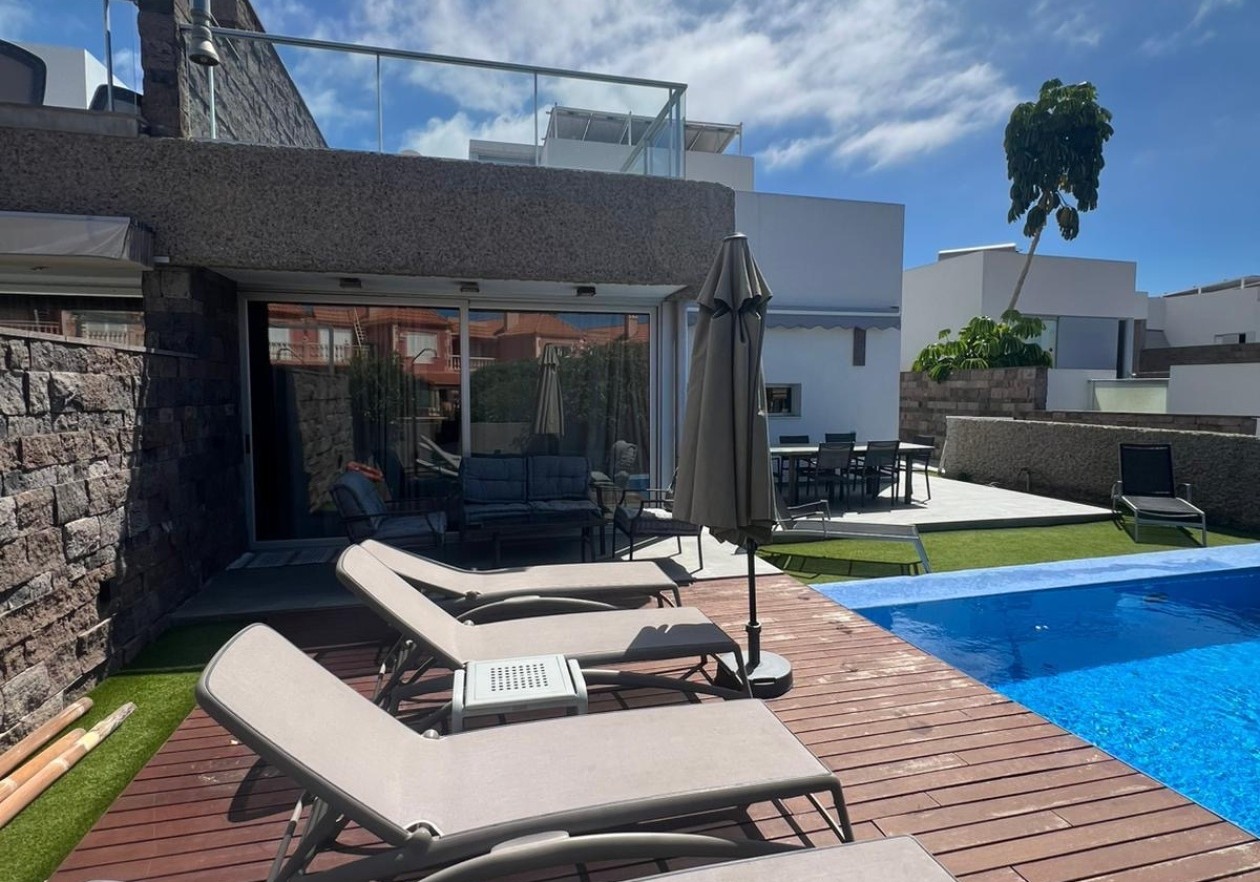 Luxury Townhouse in “Habitats del Duque” – Costa Adeje