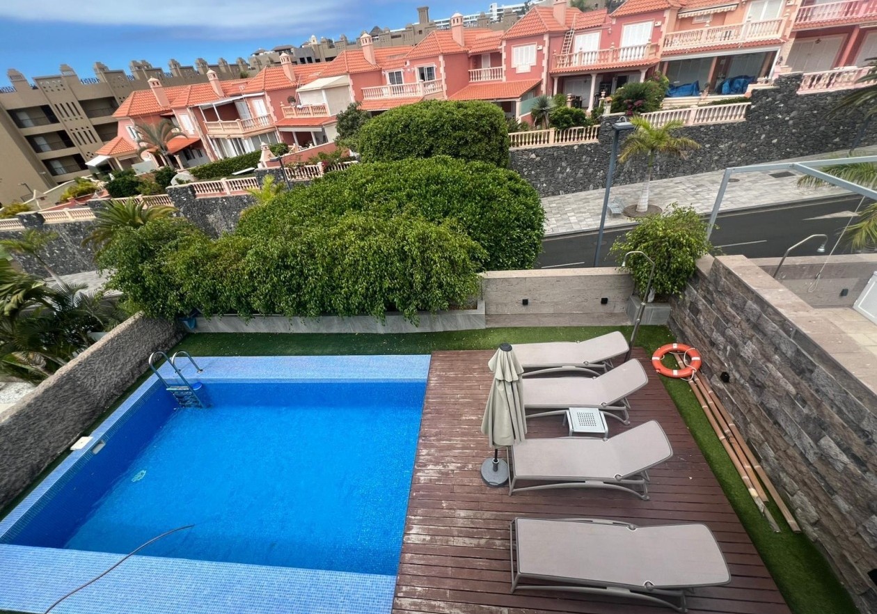 Luxury Townhouse in “Habitats del Duque” – Costa Adeje