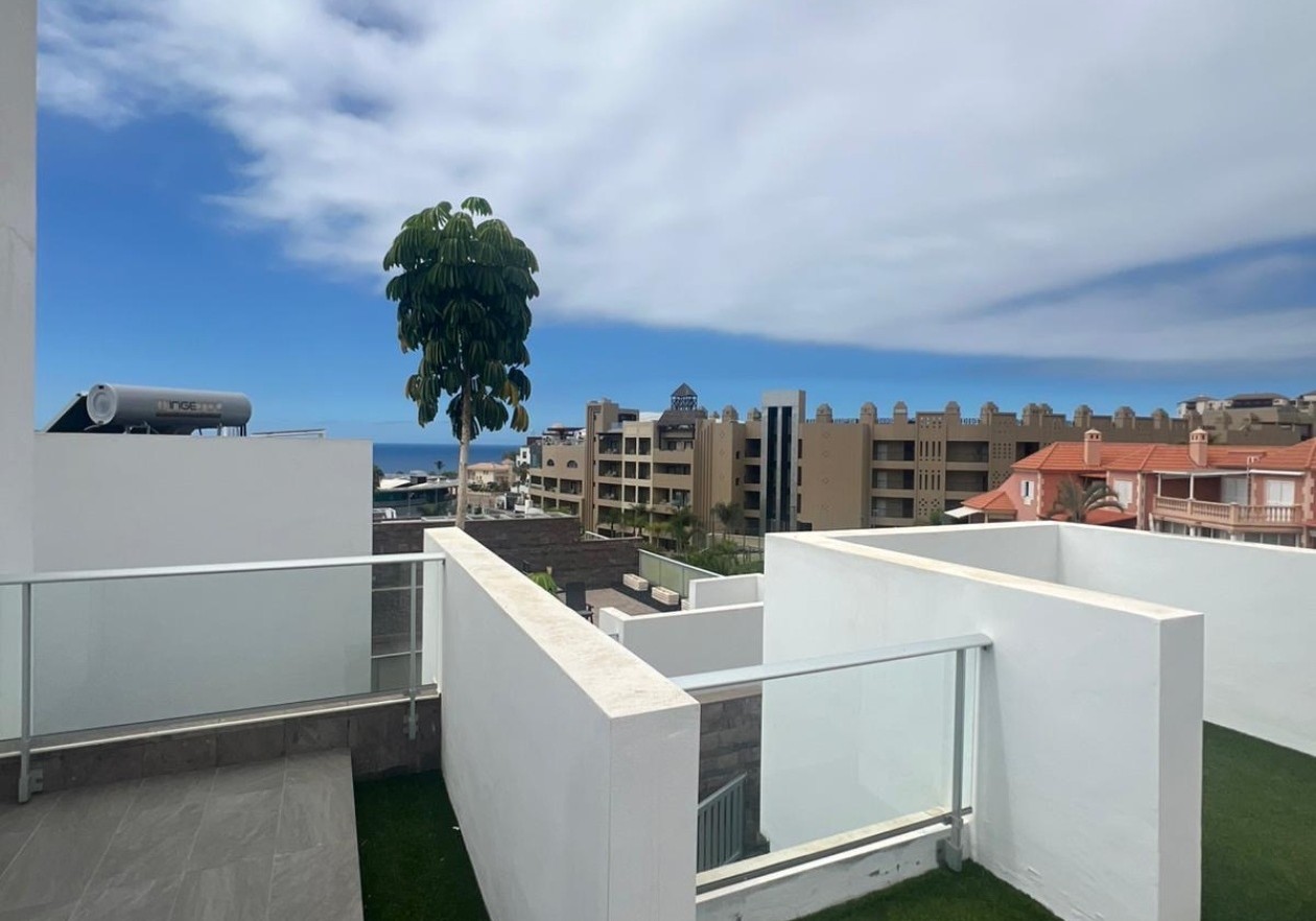 Luxury Townhouse in “Habitats del Duque” – Costa Adeje