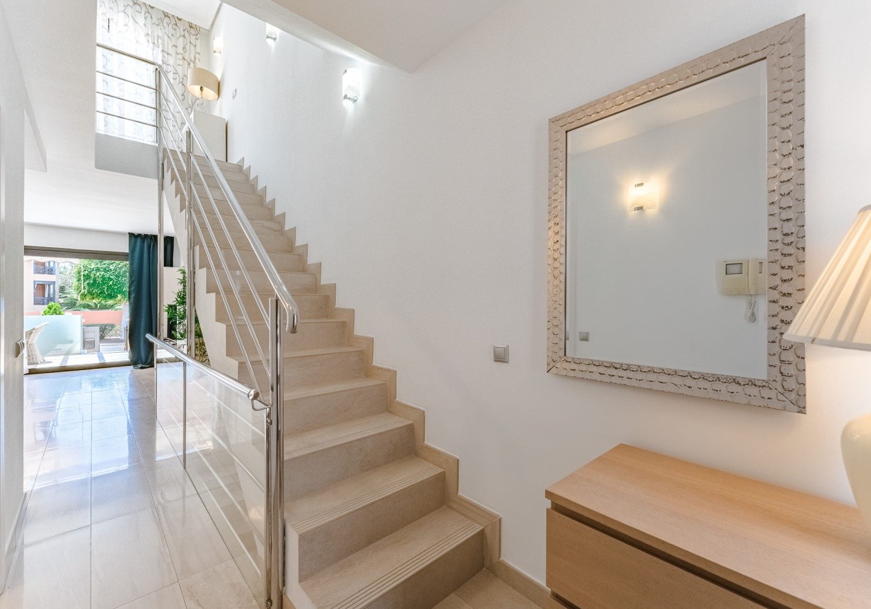 Exclusive seaside townhouse in La Caleta