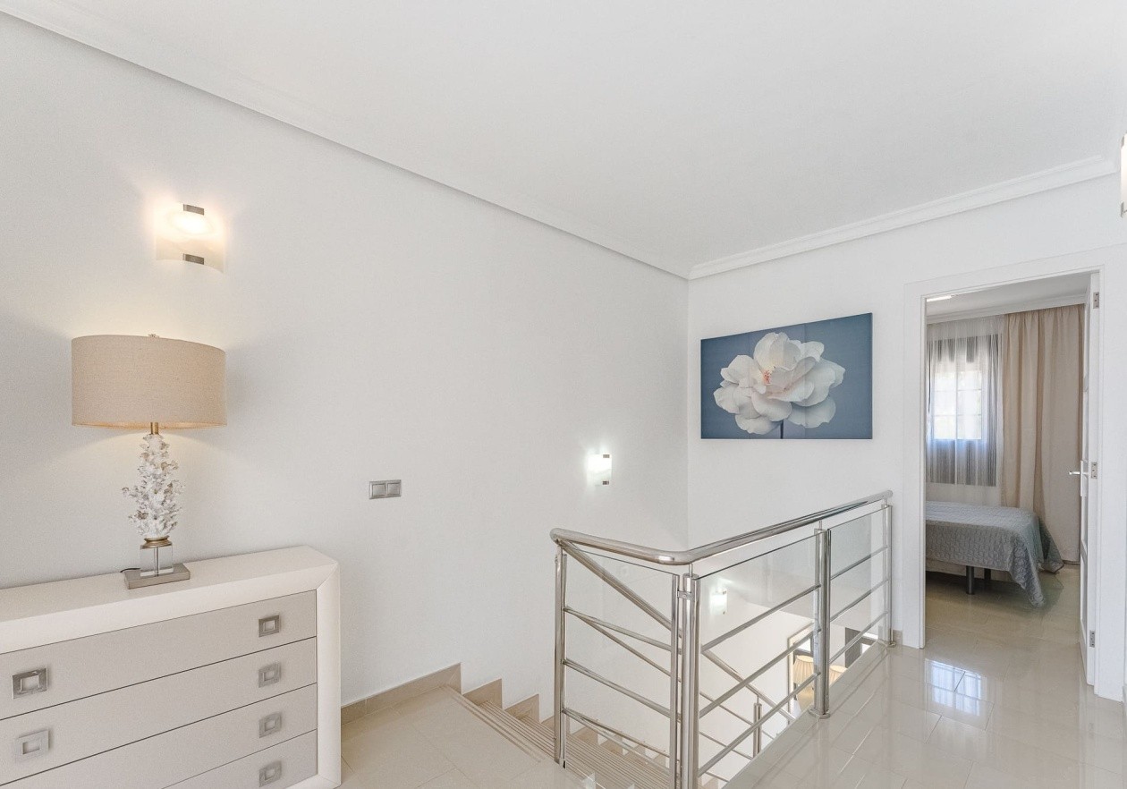 Exclusive seaside townhouse in La Caleta
