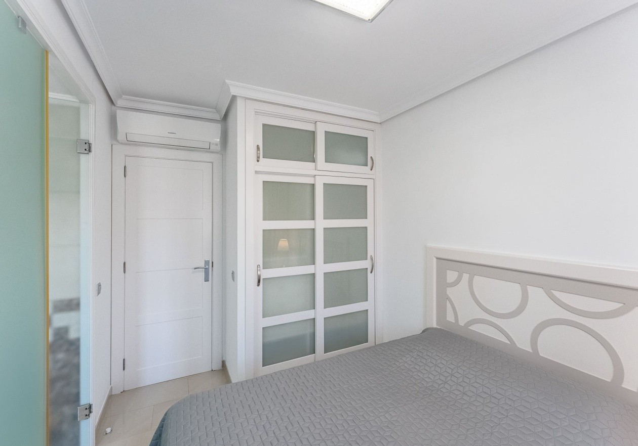 Exclusive seaside townhouse in La Caleta