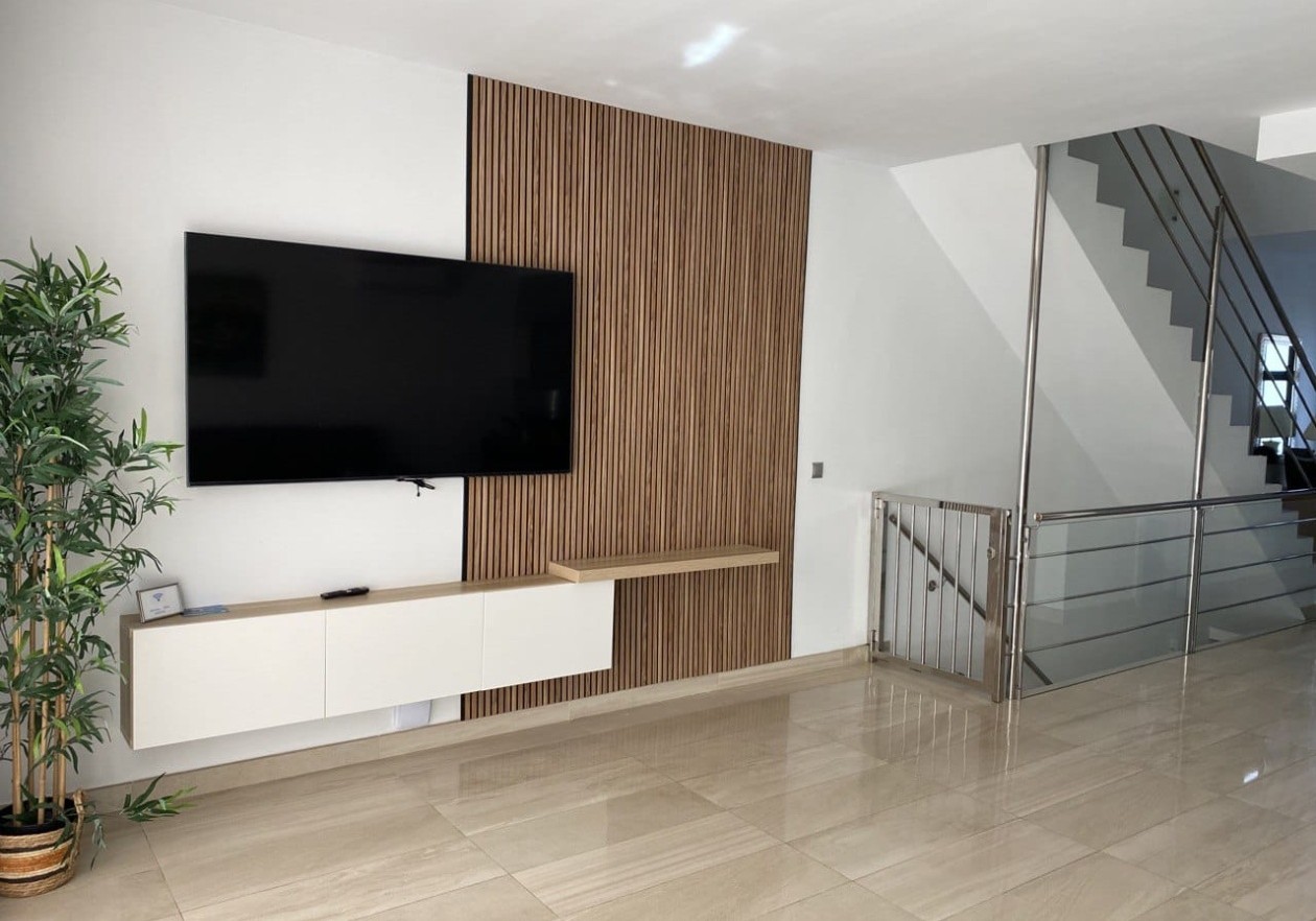 Exclusive seaside townhouse in La Caleta