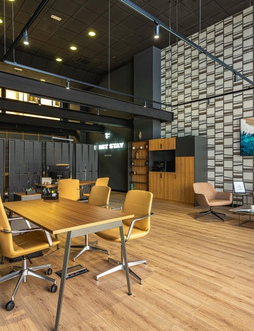 office-3-equipment-first-stay