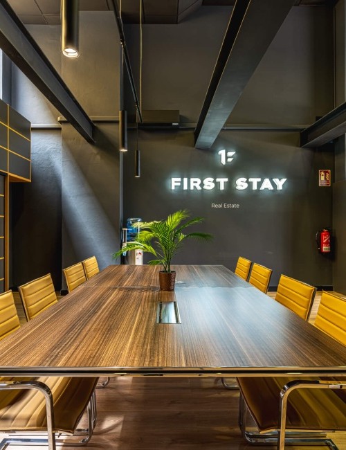office-2-equipment-first-stay